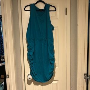 Sleeveless teal knee length dress
